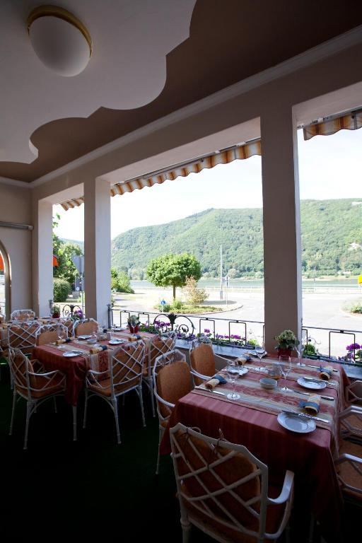 Hotel Zwei Mohren Ruedesheim am Rhein Exterior photo